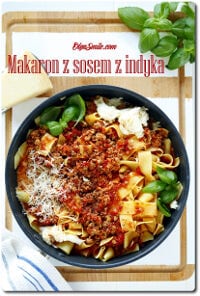 MAKARON Z INDYKIEM